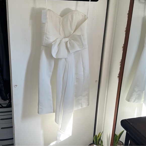 AMSALE bow back strapless bridal dress FINAL PRICE NO OFFERS - Picture 7 of 11